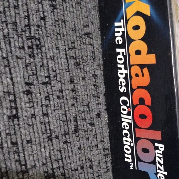 Kodak The forbes Collection Vintage Floral and Portrait Puzzle - Picture 4 of 7